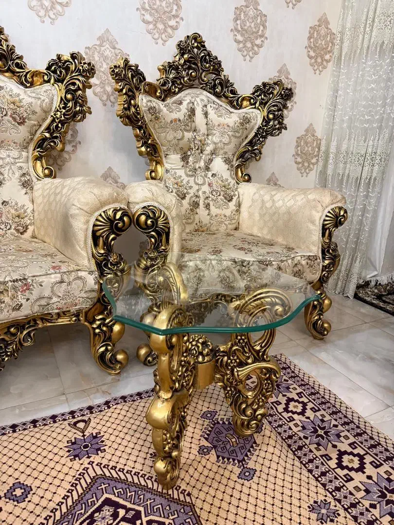 مبل سلطنتی  ۹ نفره با بوفه|مبلمان خانگی و میز عسلی|سهند, |دیوار