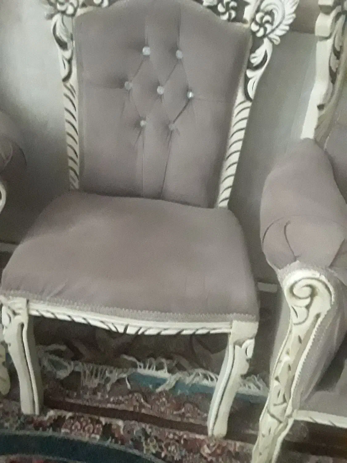 مبل سلطنطی ۹ نفره کم کارکرده با میزعسلی|مبلمان خانگی و میز عسلی|ساوه, |دیوار