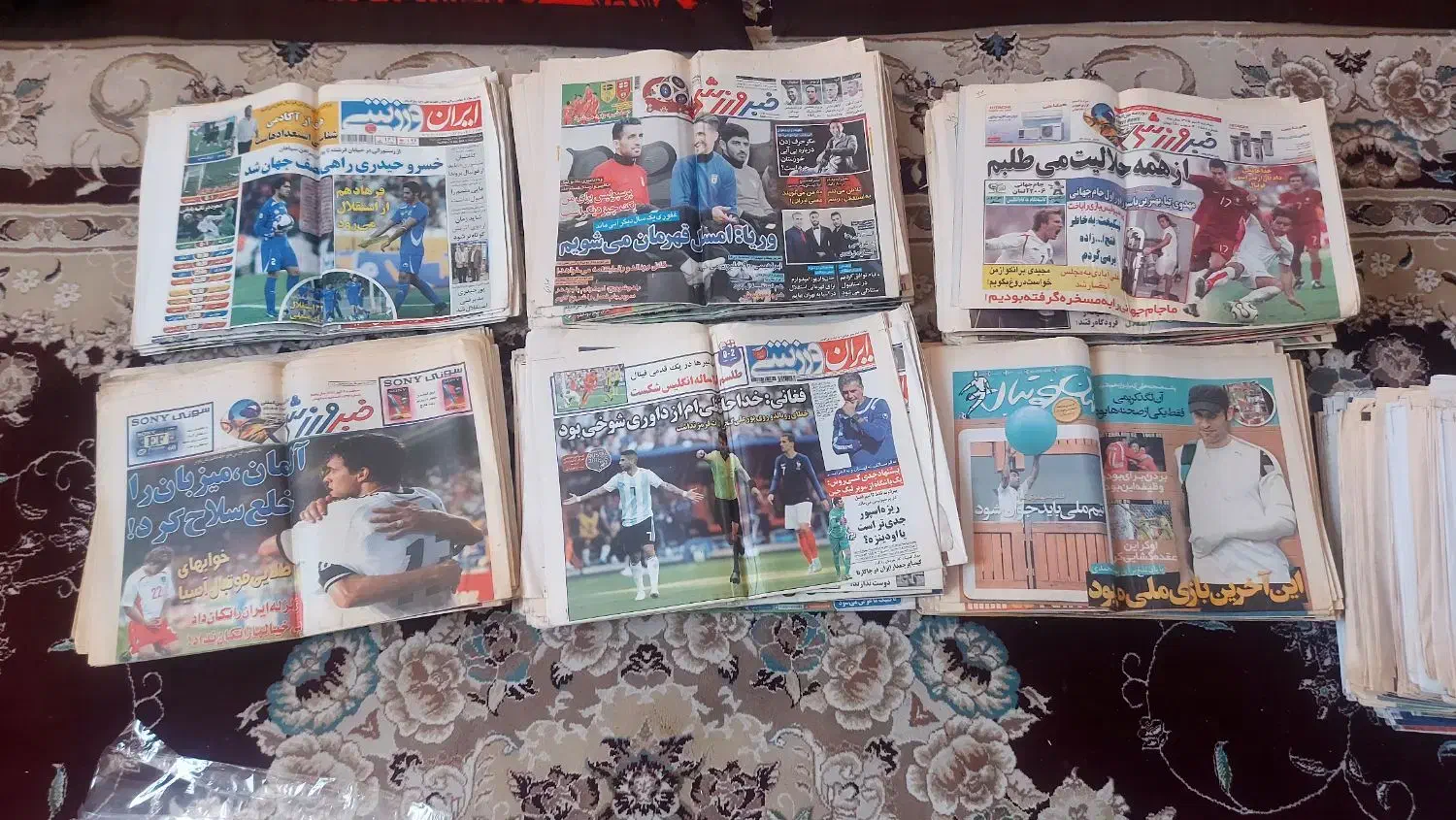 آرشیو  روزنامه ها ی جام  جهانی و جام ملتهای اروپا|مجلات|اصفهان, لیمجیر|دیوار