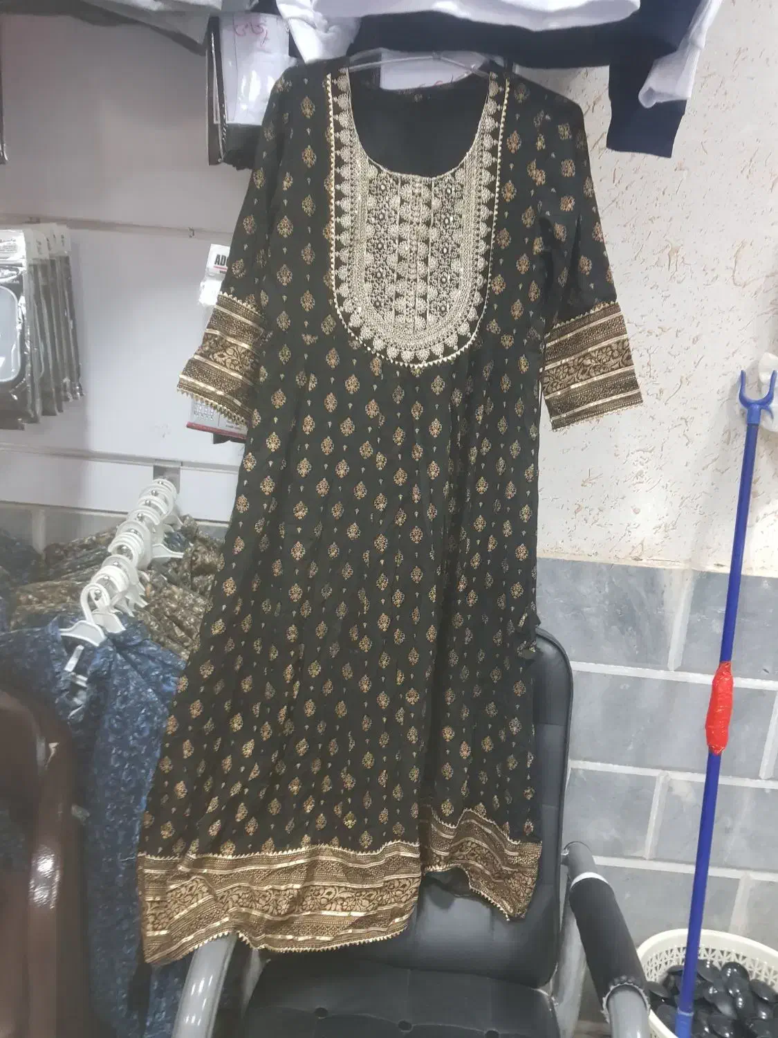 لباس نخی|لباس|زابل, |دیوار