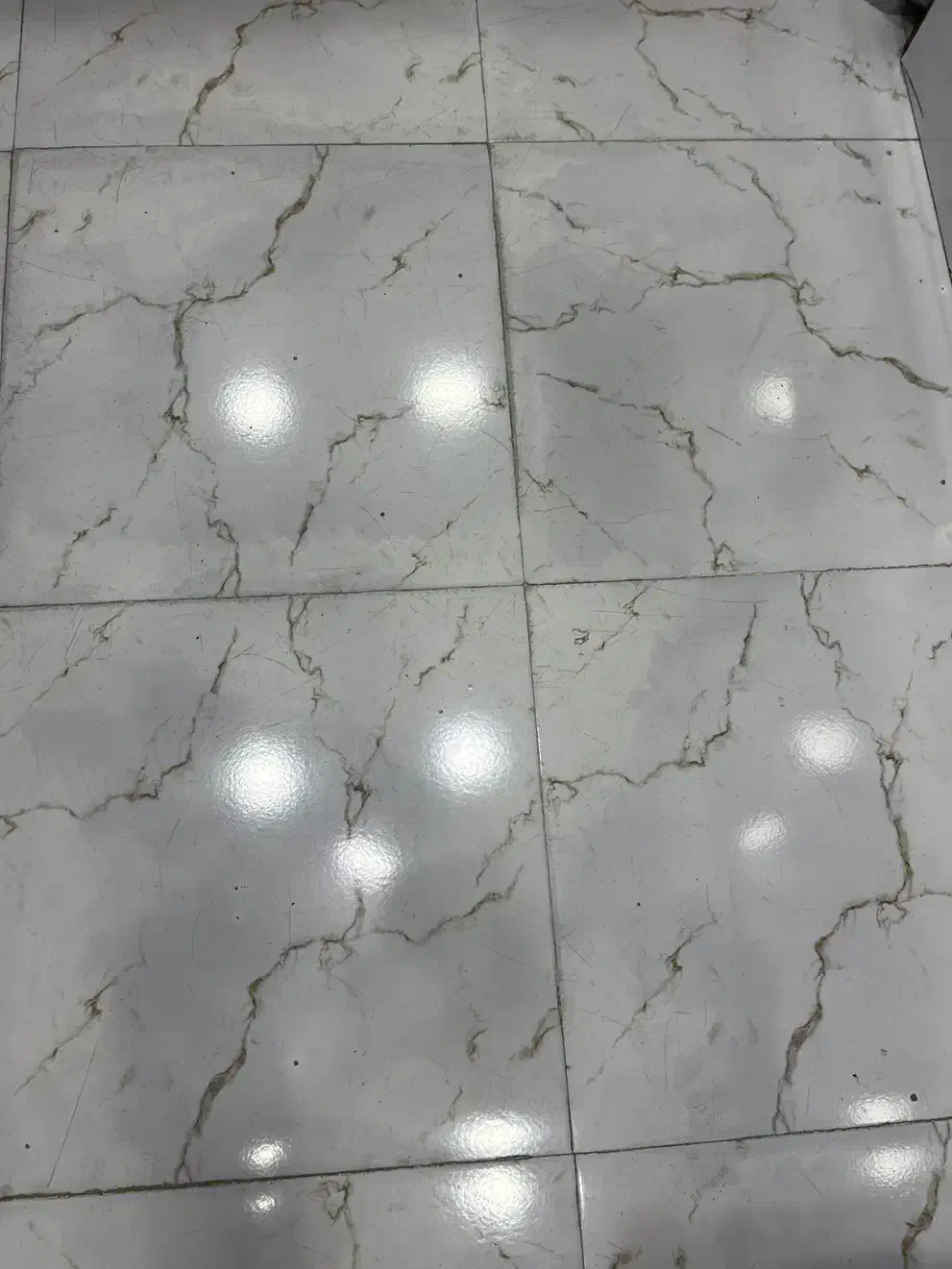 گمشده|اشیا|بندر گناوه, |دیوار