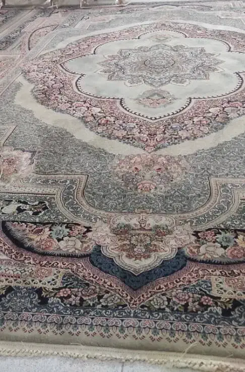 فرش|فرش|شاهین‌شهر, عطار|دیوار