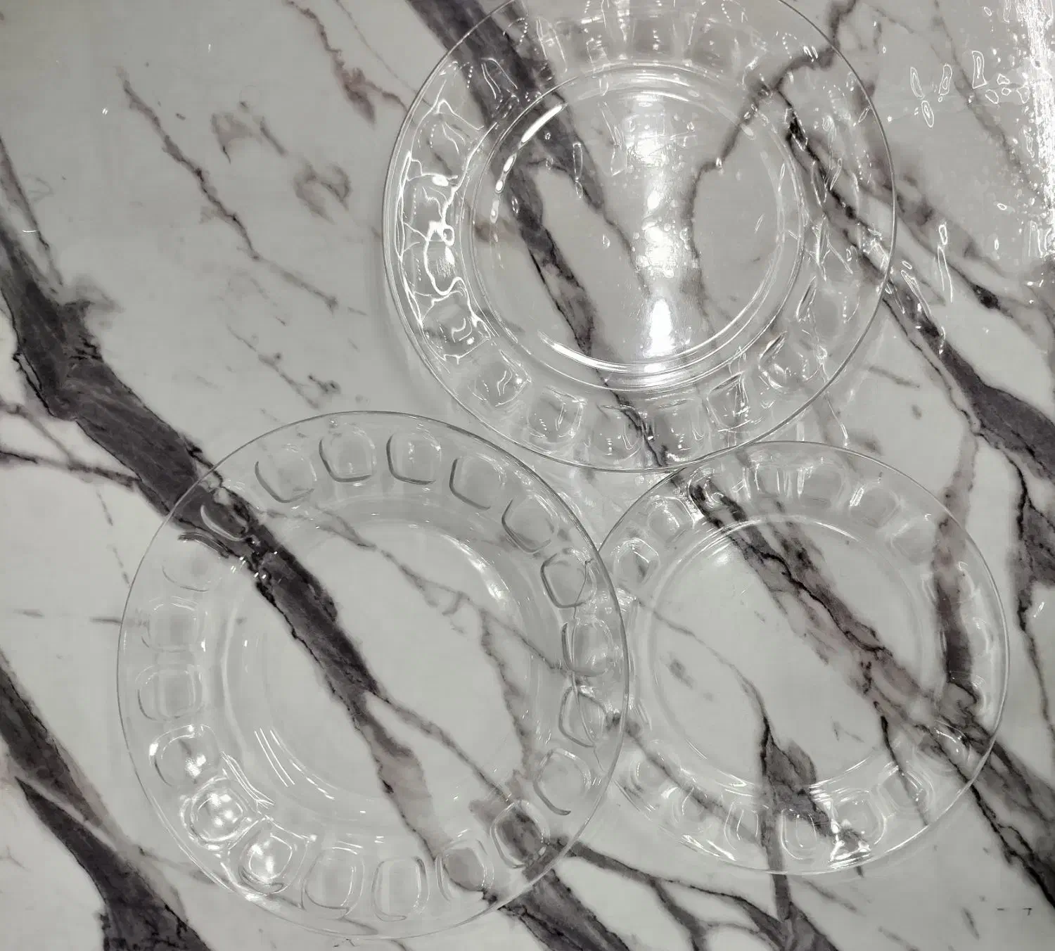 چند دست پریکس غذا خوری و پذیرایی|ظروف سرو و پذیرایی|ساوه, |دیوار