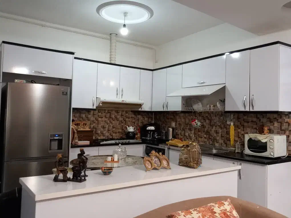 فروش واحد ۹۸ متر طبقه اول|فروش آپارتمان|لاهیجان, کوی استادان|دیوار