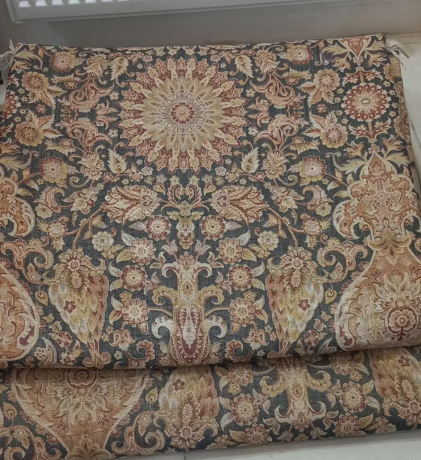 فرش|فرش|مشکین‌دشت, |دیوار