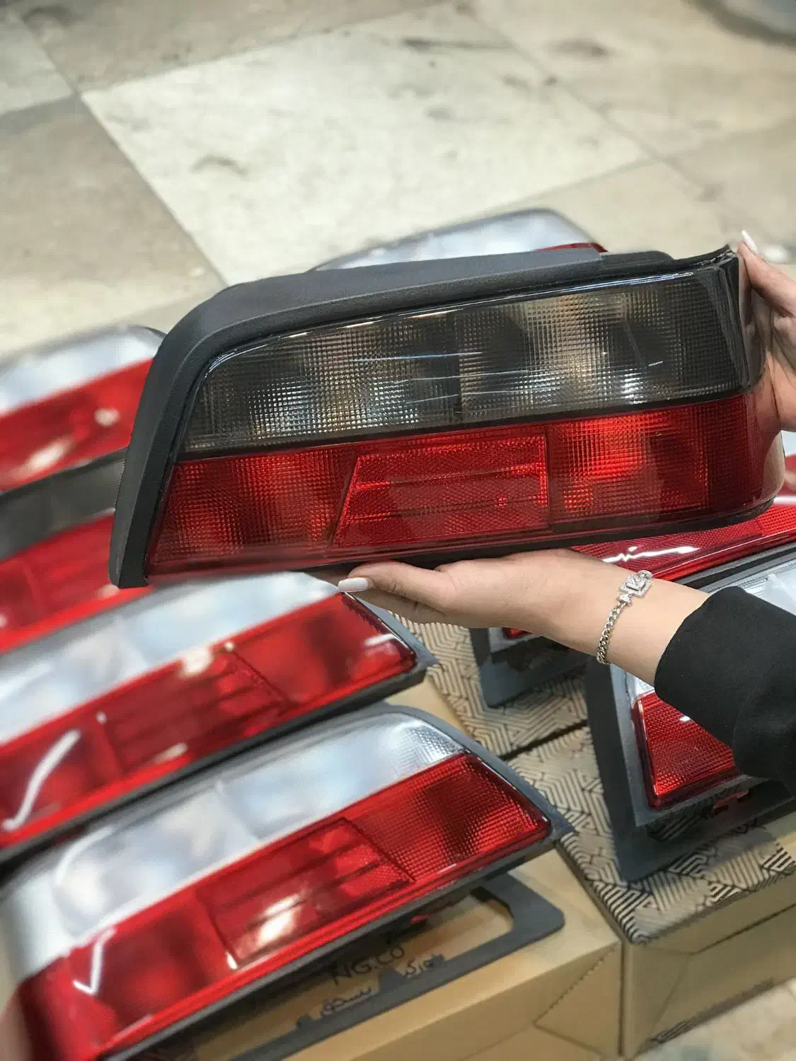 خطر عقب پارس بالا سفید|قطعات یدکی و لوازم جانبی|مشهد, مشکینی (شهرک غرب)|دیوار