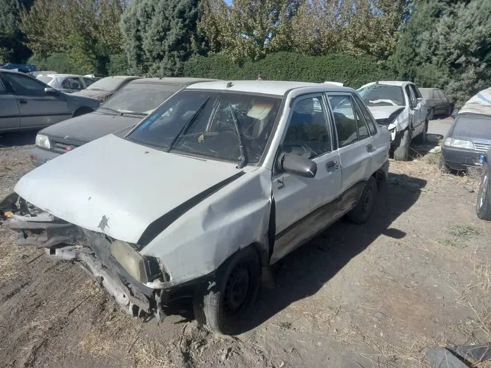 پراید مدل 82 کاربراتوری تصادفی|خودرو سواری و وانت|ملایر, |دیوار