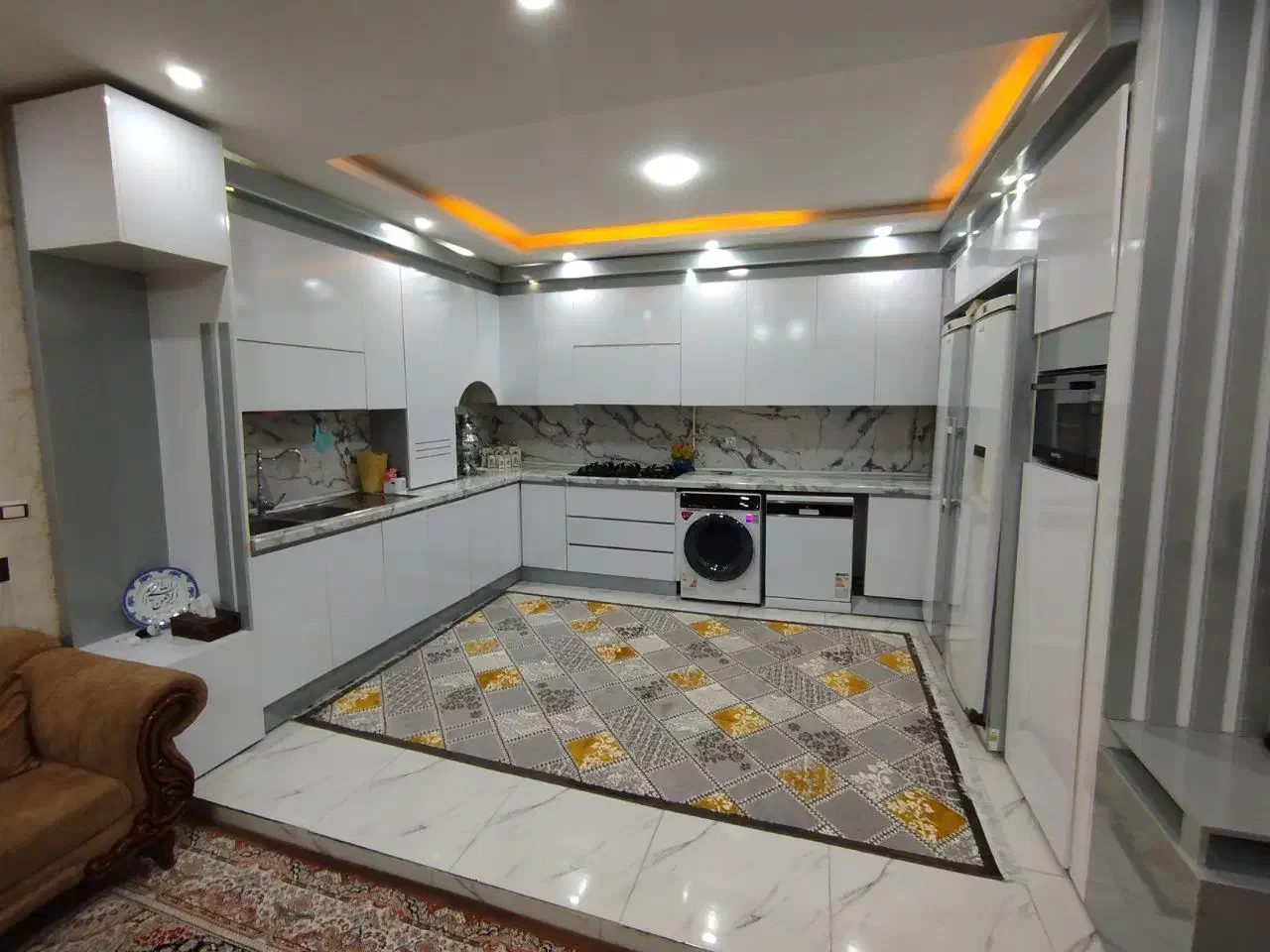 اجاره ویژه|اجارهٔ آپارتمان|قروه, |دیوار