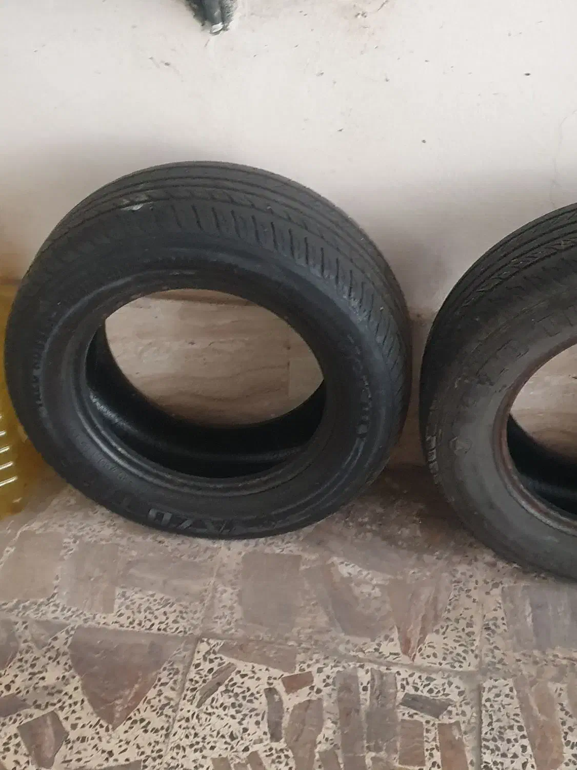 لاستیک ۲۰۵|قطعات یدکی و لوازم جانبی|رشت, فلسطین|دیوار