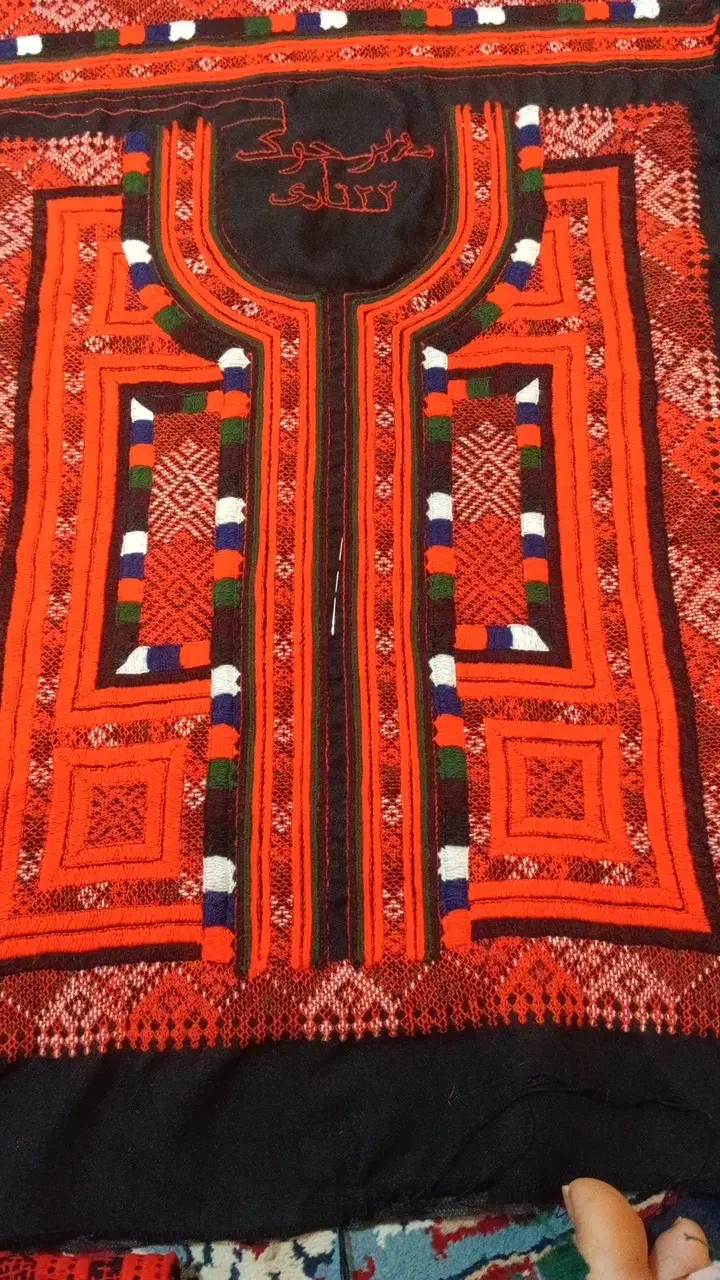 دوزنده|لباس|سراوان, |دیوار