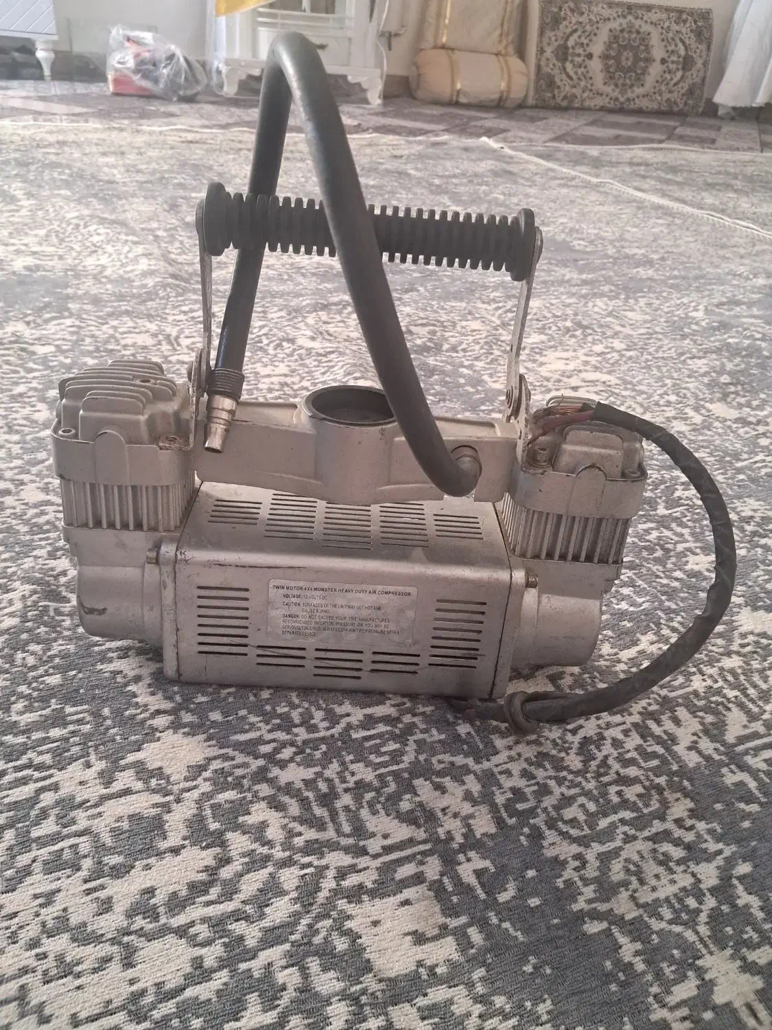 پمپ باد دوسیلندر جنس خوب|ابزارآلات|باغ ملک, |دیوار