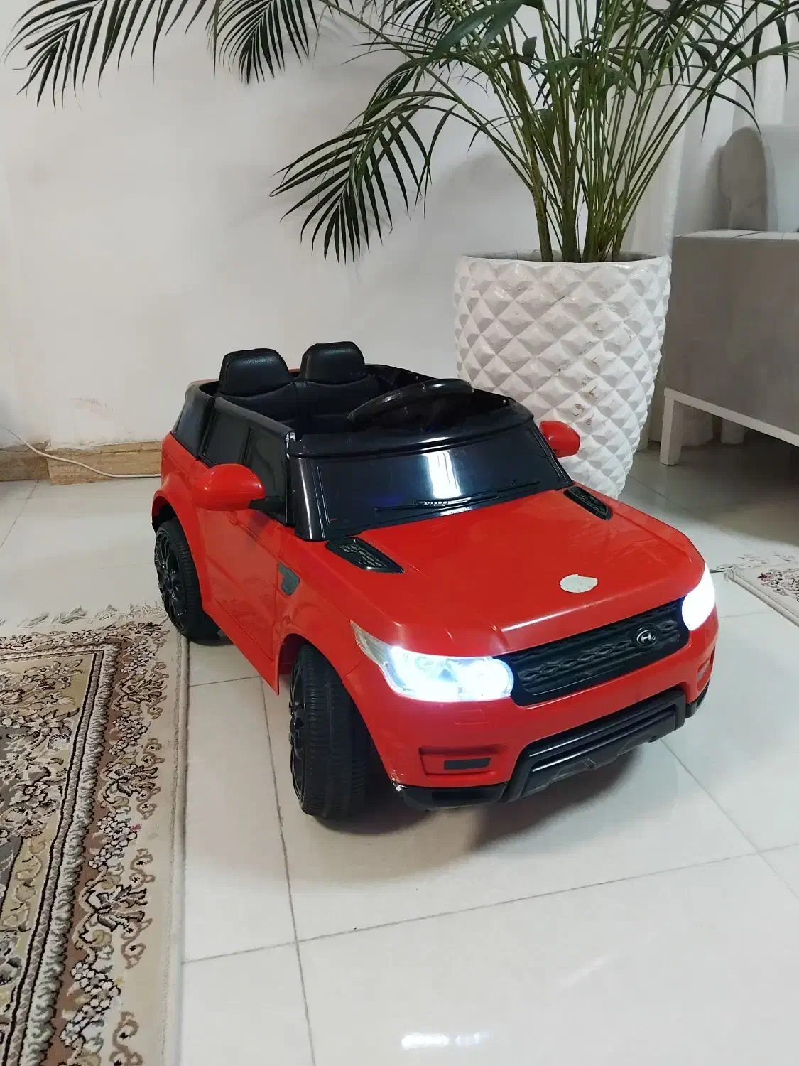 ماشین شارژی|اسباب‌بازی بچه|کوچصفهان, |دیوار