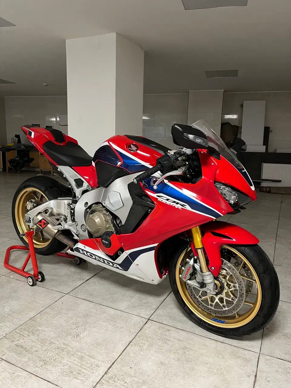 cbr 1000 sp2 2018هوندا|موتورسیکلت|تهران,  امام زاده قاسم (نیاوران)|دیوار