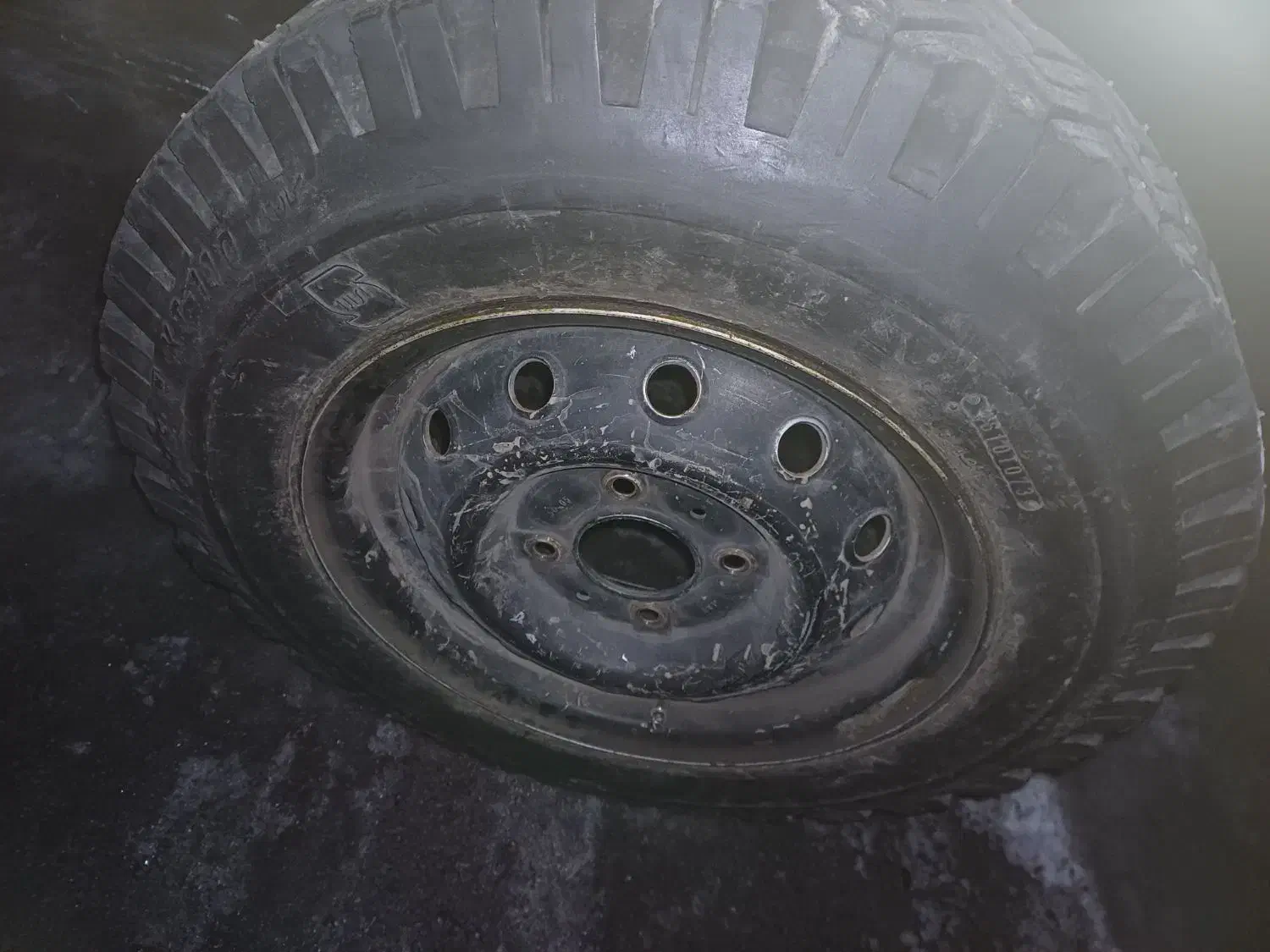 لاستیک یخ شکن|قطعات یدکی و لوازم جانبی|تهران, جنت‌آباد شمالی|دیوار