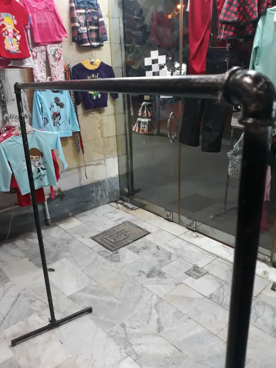 هی نگو برا لباسام جاندارم،چوب لباسی|بندرخت و رختآویز|قزوین, |دیوار