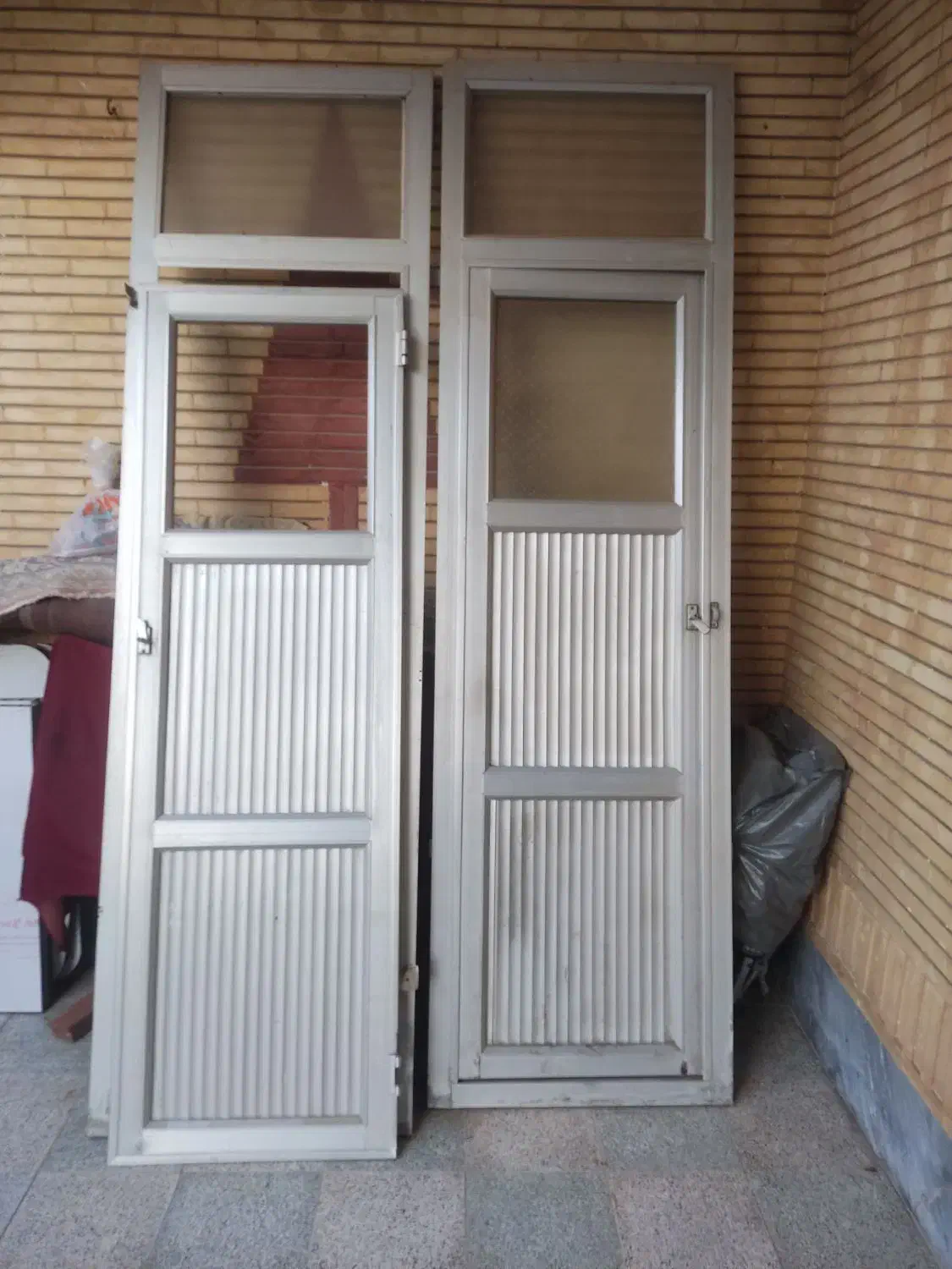 فروش درب آلومینیومی کارکرده|مصالح و تجهیزات ساختمان|اهواز, پردیس دو|دیوار