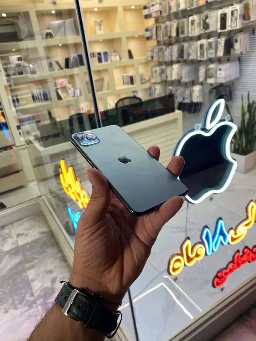 11promax معاوضه با تمام مدل ها|موبایل|اصفهان, باغ زرشک|دیوار