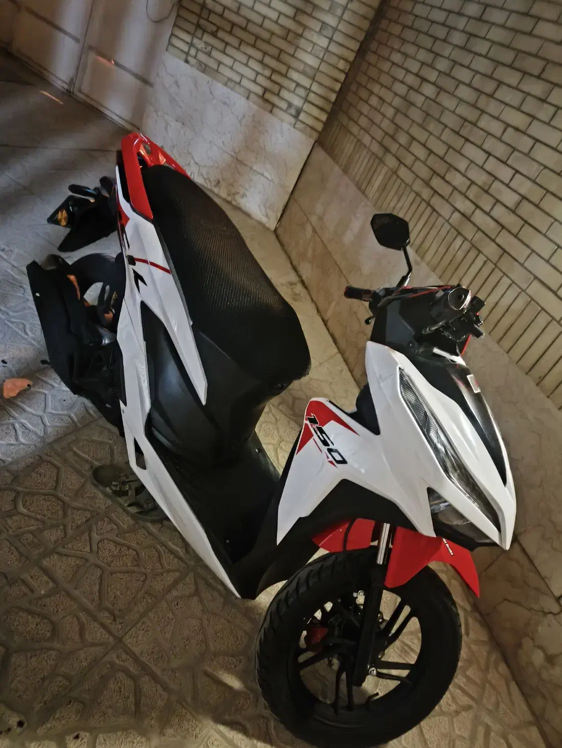 موتور|موتورسیکلت|شاهینشهر, خانه کارگر|دیوار