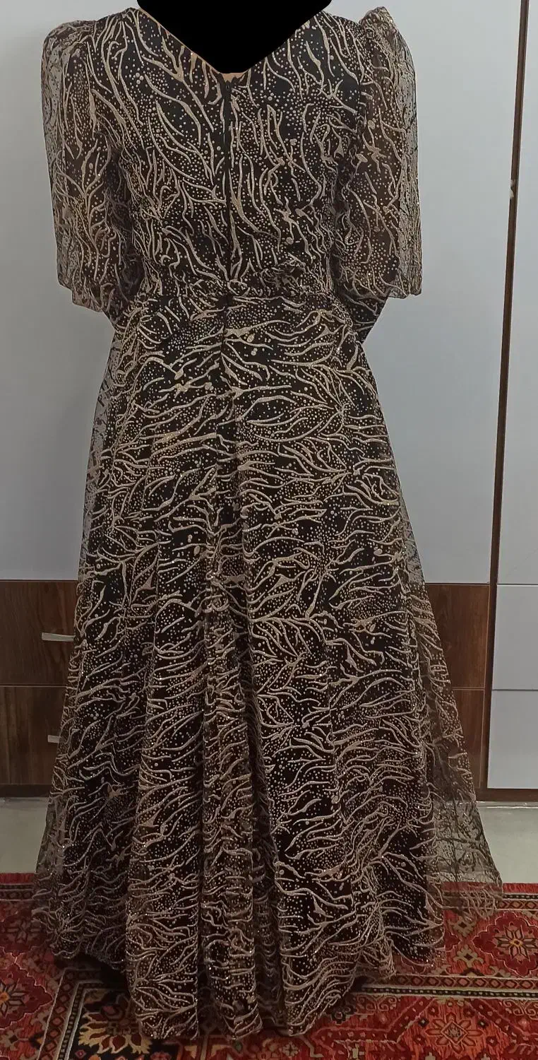 پیراهن مجلسی|لباس|تربت‌حیدریه, پائین ولایت|دیوار