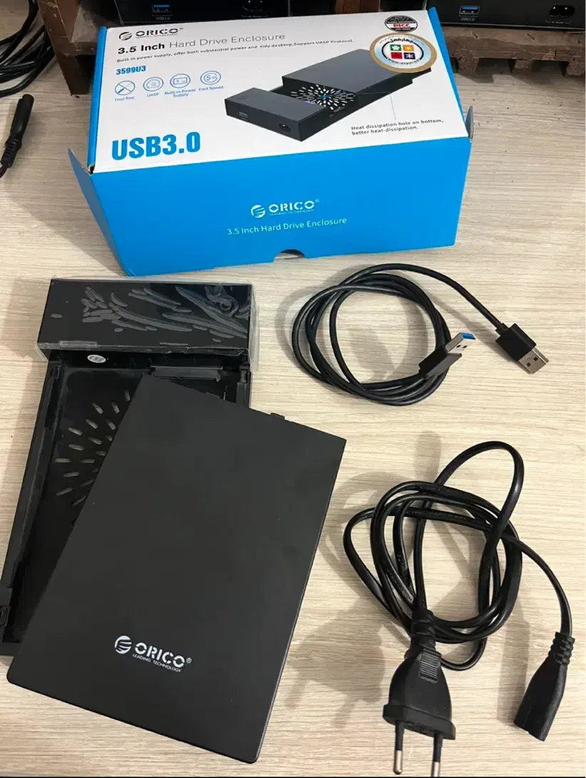 قاب هارد ۳.۵ اینچی باکس|قطعات و لوازم جانبی رایانه|لامرد, |دیوار