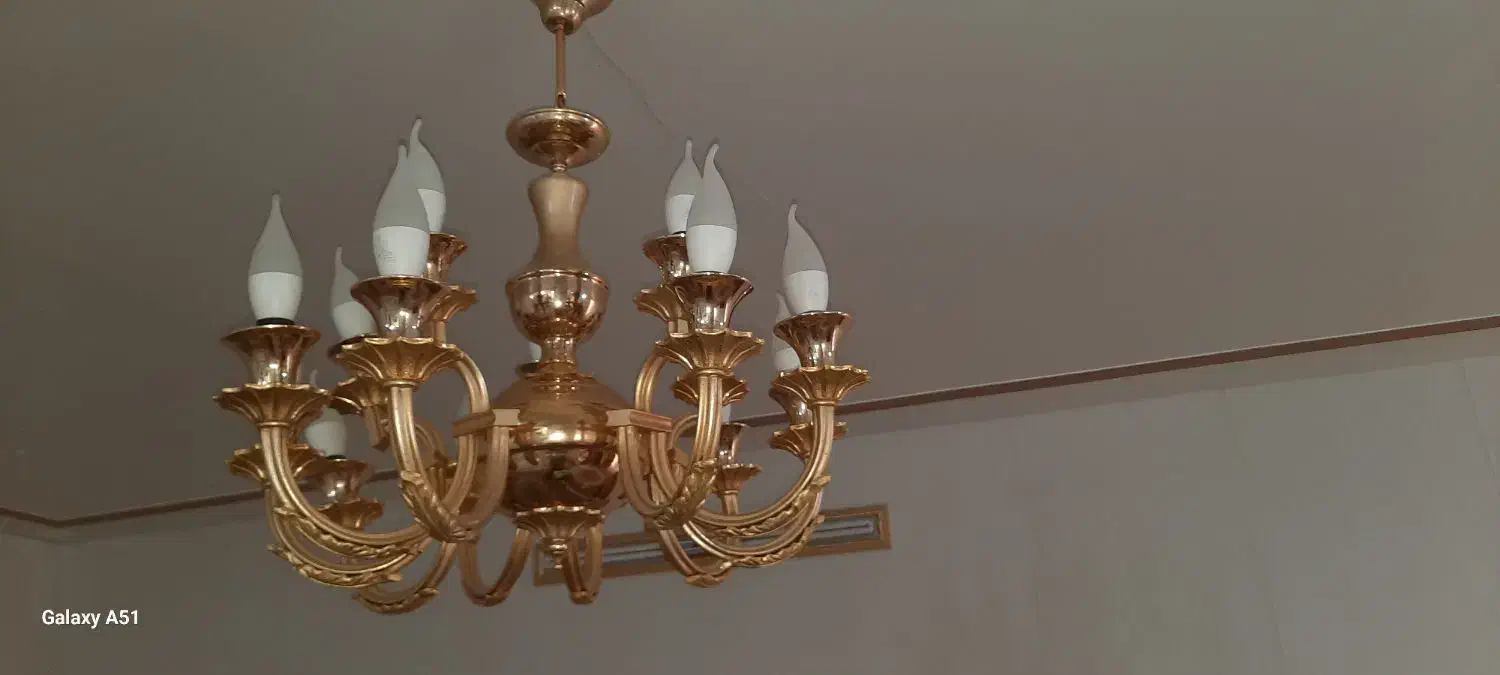 لوستر ۱۵ شاخه سلطنتی|لوستر و چراغ آویز|گنبد کاووس, |دیوار