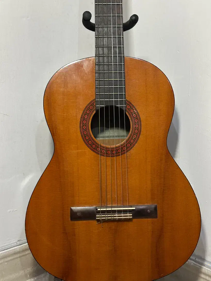 گیتار یاماها c60|گیتار، بیس، امپلیفایر|رشت, دیانتی|دیوار