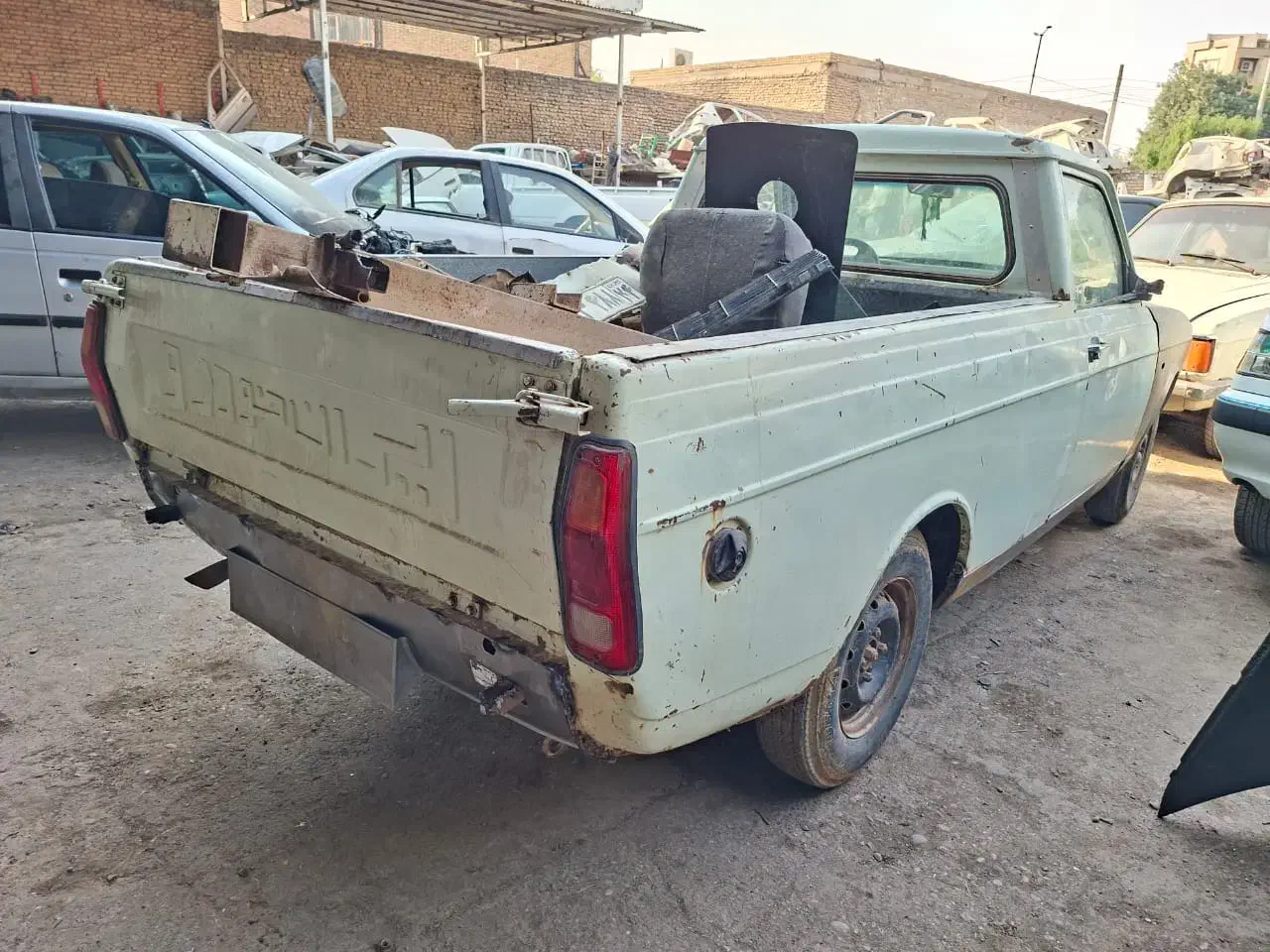 وانت مدل 88 تصادفی|خودرو سواری و وانت|خرم‌آباد, |دیوار