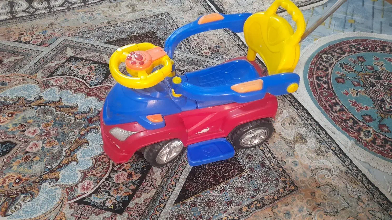 ماشین کودک چهار چرخ|اسباب‌بازی بچه|مشکین‌دشت, |دیوار