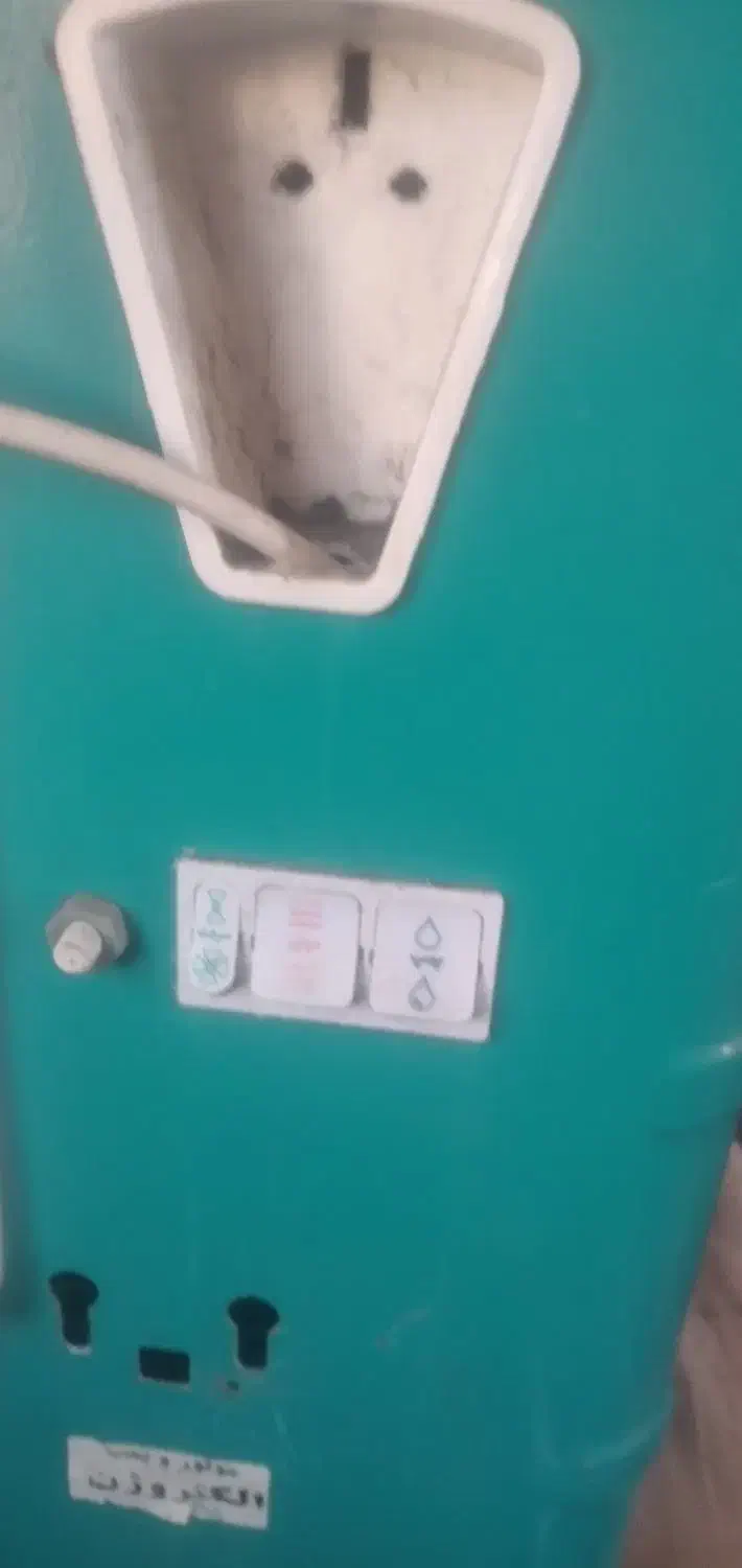 کولر ابی|کولر آبی|قرچک, مهدیه|دیوار