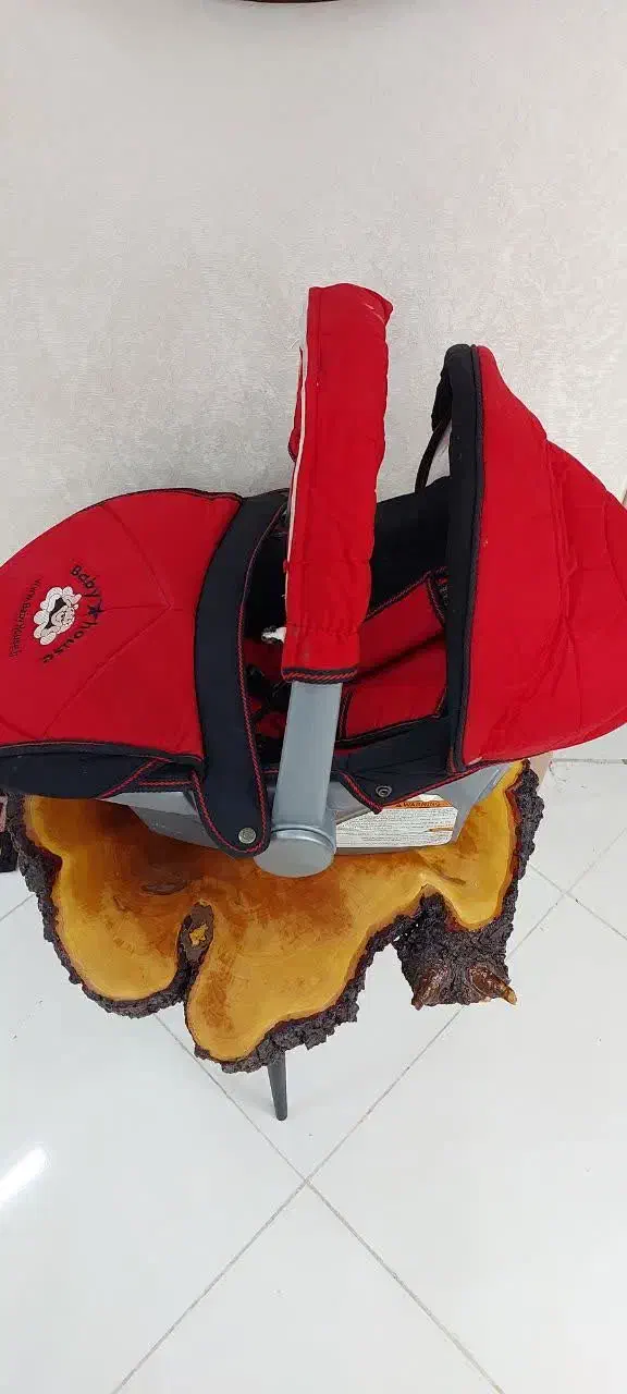 کریر|کالسکه و لوازم جانبی|اصفهان, بهارستان|دیوار