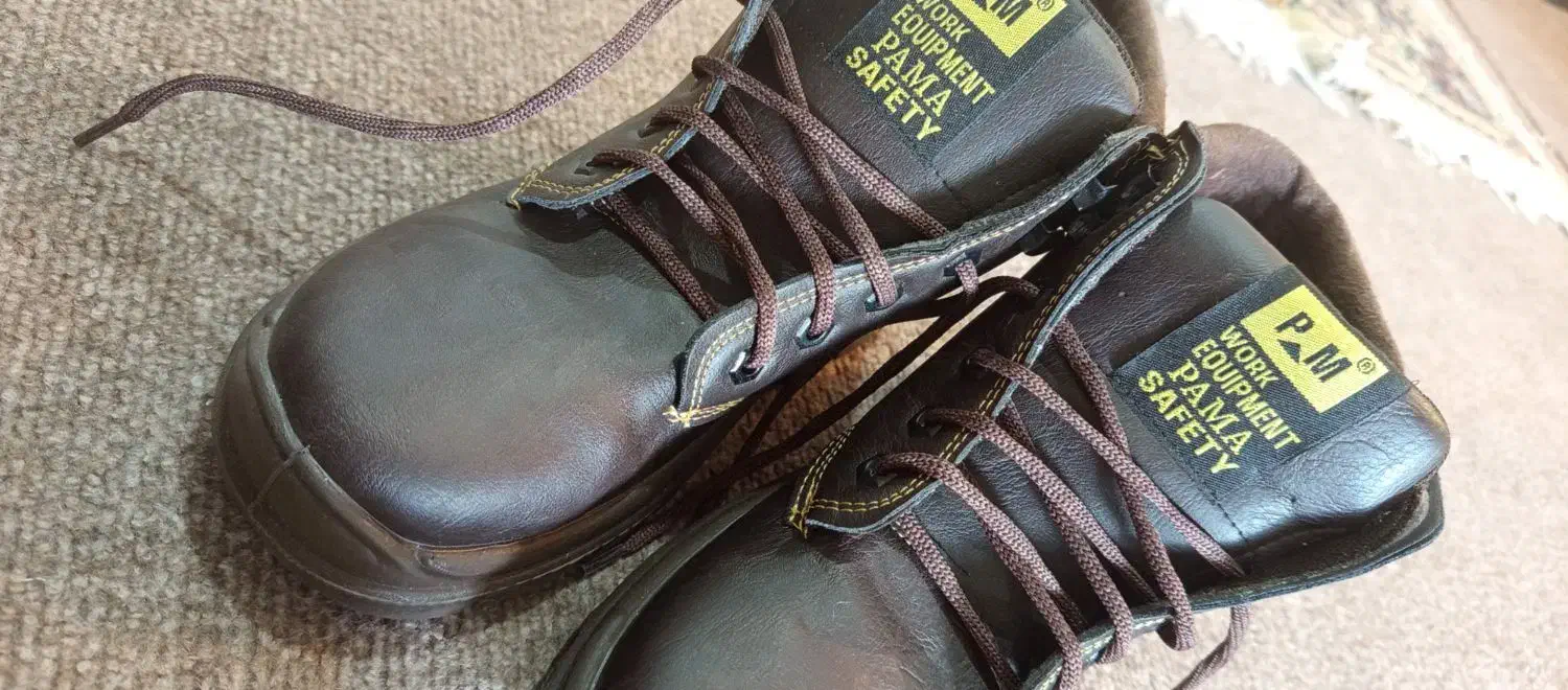 نیم بوت|کیف، کفش، کمربند|شوشتر, |دیوار