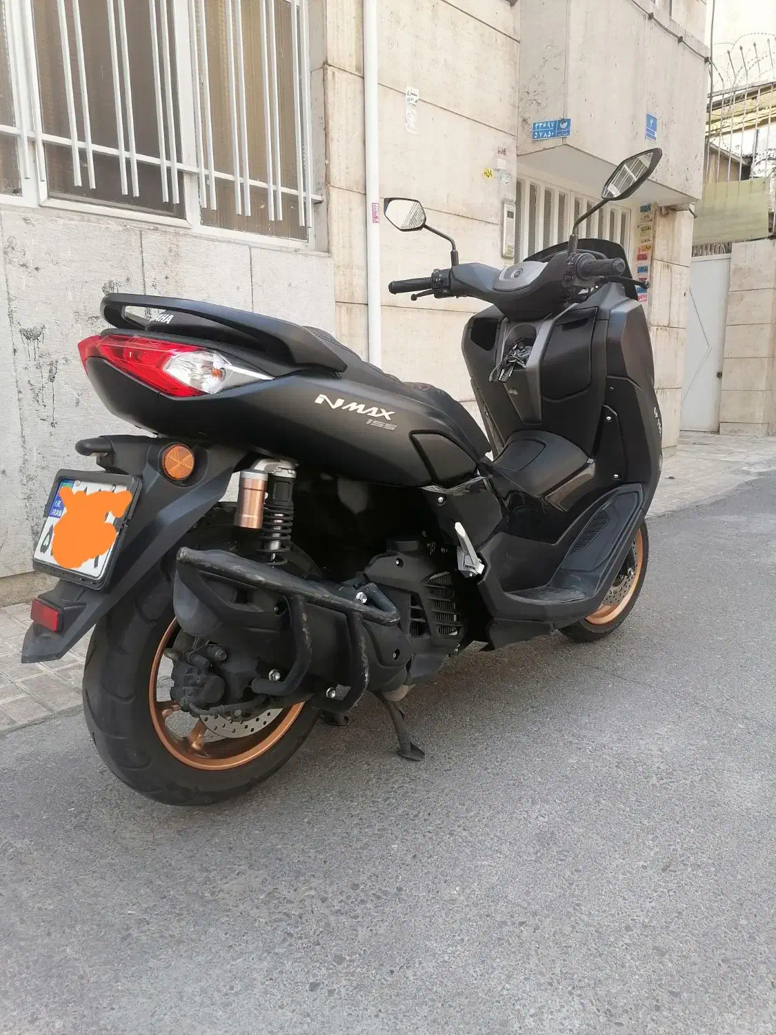 یاماها ان مکس ۱۴۰۲|موتورسیکلت|تهران, مهران (سیدخندان)|دیوار