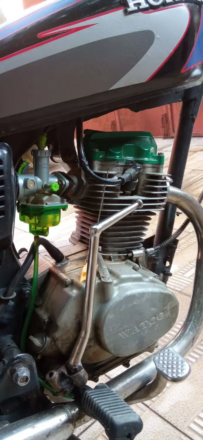 موتورسیکلت|موتورسیکلت|ربط, |دیوار