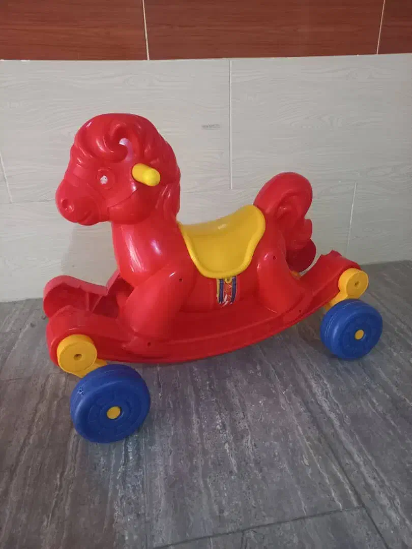 کاناپه خرسی و کریر اسب|اسباببازی بچه|تبریز, |دیوار