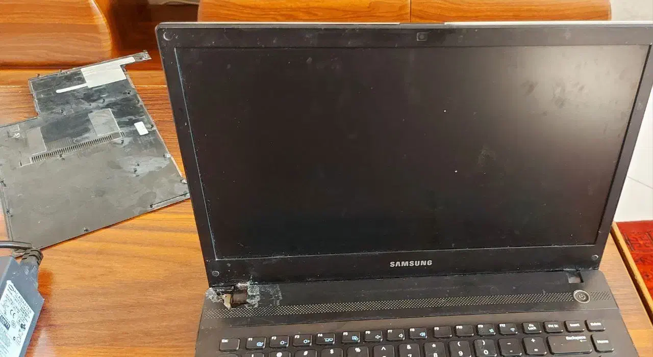 فروش لپ تاپ سامسونگ مدل NP300V|رایانه همراه|تهران, گیشا|دیوار