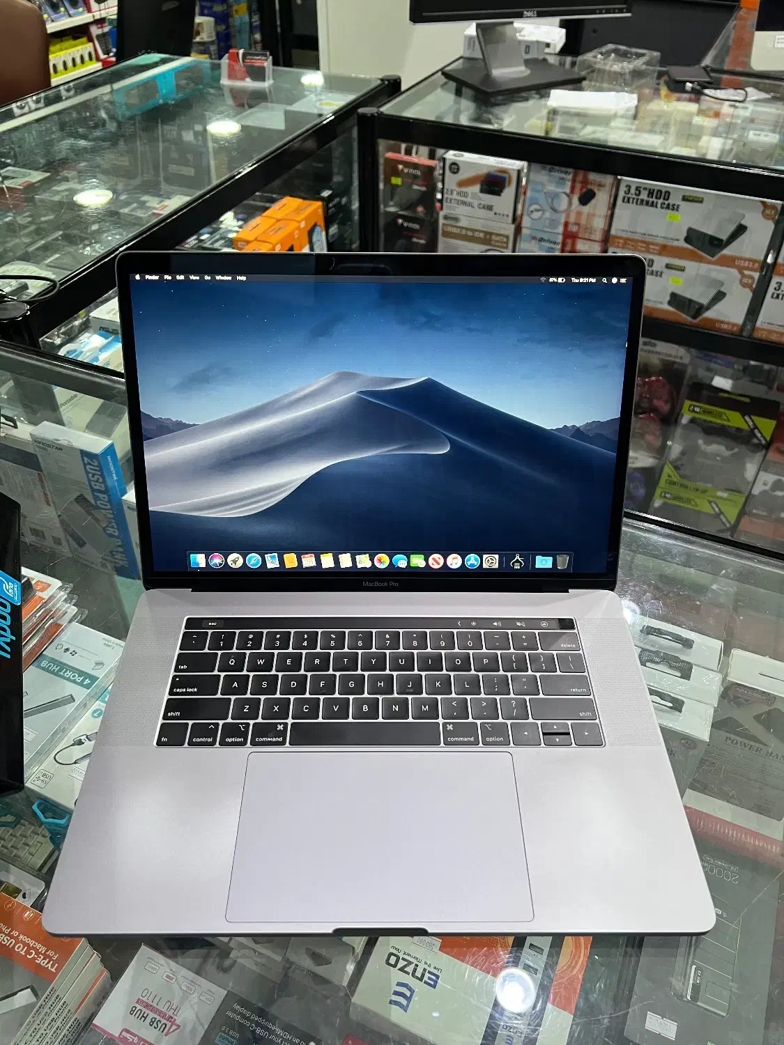 لپ تاپ مک بوک پرو ۲۰۱۸گرافیک۴گیگi7رم۱۶|رایانه همراه|کرمان, |دیوار