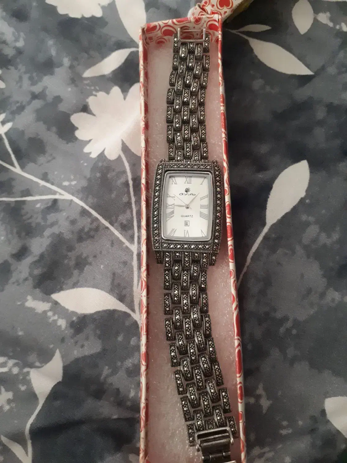 ساعت نقره|ساعت|کرج, شهرک جهاننما|دیوار