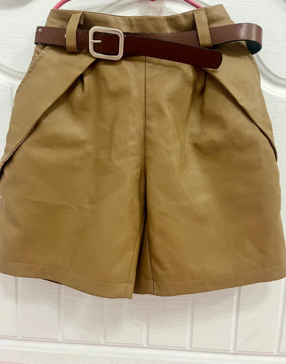 شلوارک چرم یه بارم پوشیده نشده|کفش و لباس بچه|ساری, |دیوار