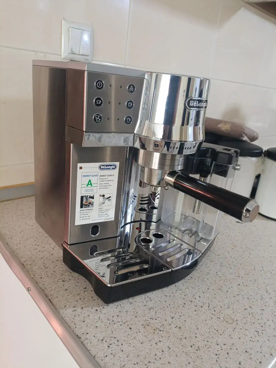 قهوه اتومات ساز دلونگی مدل ec850|سماور، چایساز، قهوهساز|پرند, فاز ۶|دیوار