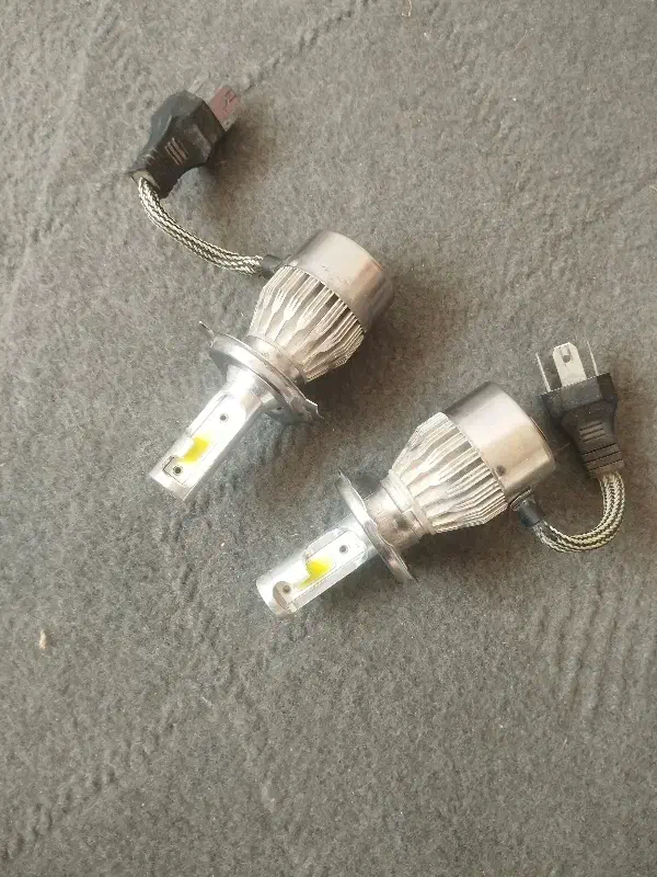 لامپ ماشین هدایت|قطعات یدکی و لوازم جانبی|تاکستان, |دیوار