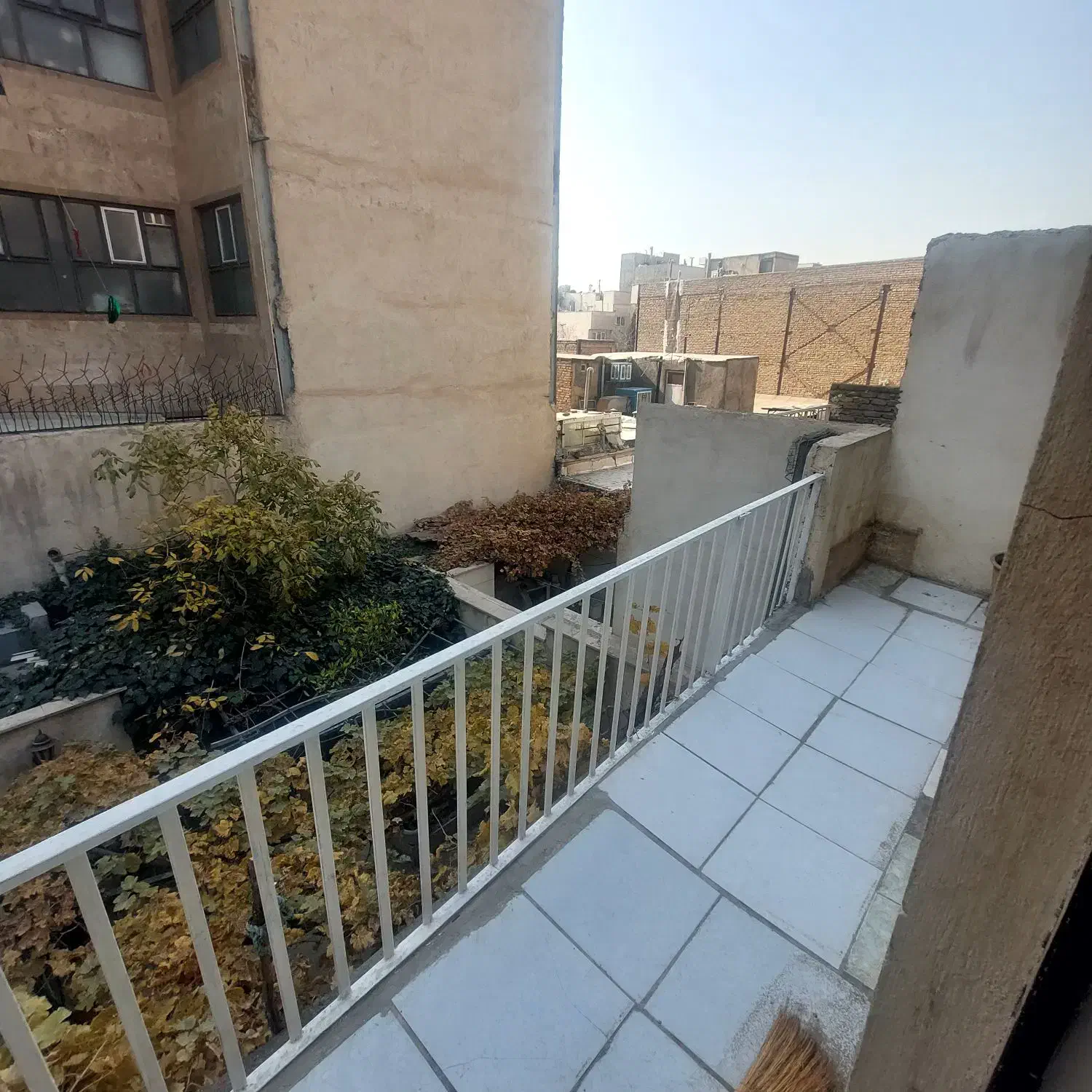 خیابان سراج ۹۰ متری ۲خواب تک واحدی