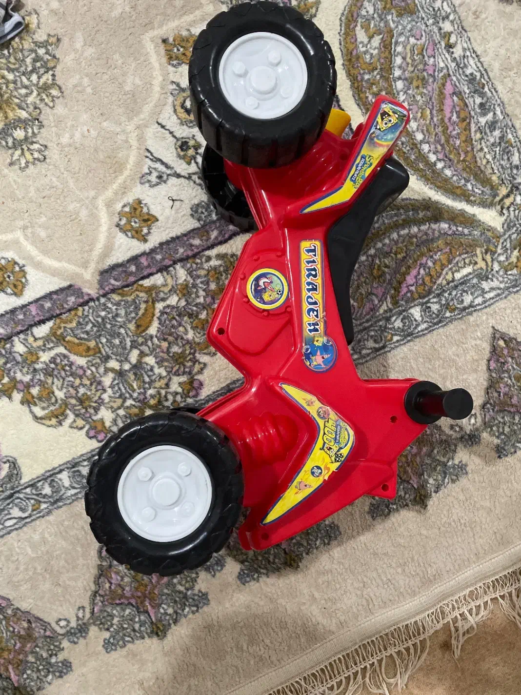 موترو بچه|اسباب‌‌بازی|رباط‌کریم, رباط‌کریم|دیوار