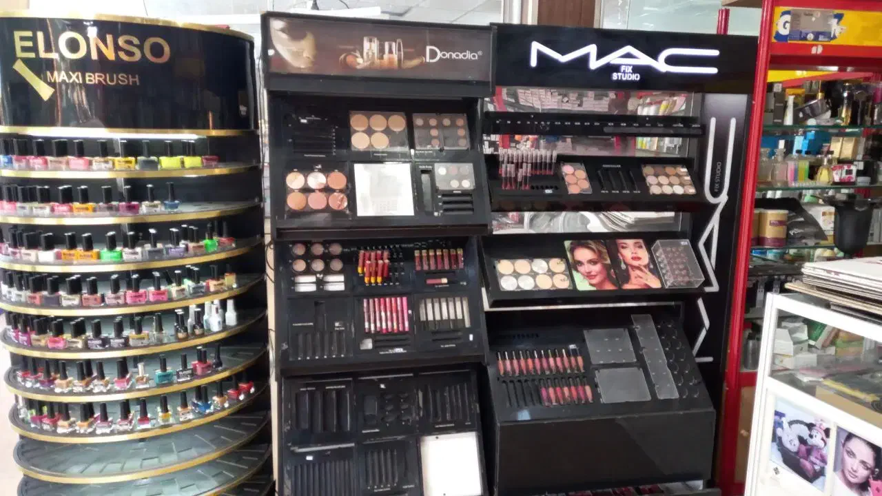 جمع آوری مغازه لوازم آرایشی|آرایشی، بهداشتی، درمانی|رفسنجان, |دیوار