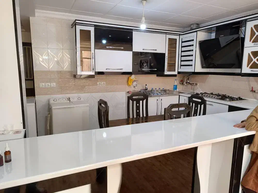 کابینت  در حد نو|مصالح و تجهیزات ساختمان|صدرا-فارس, فاز ۱|دیوار