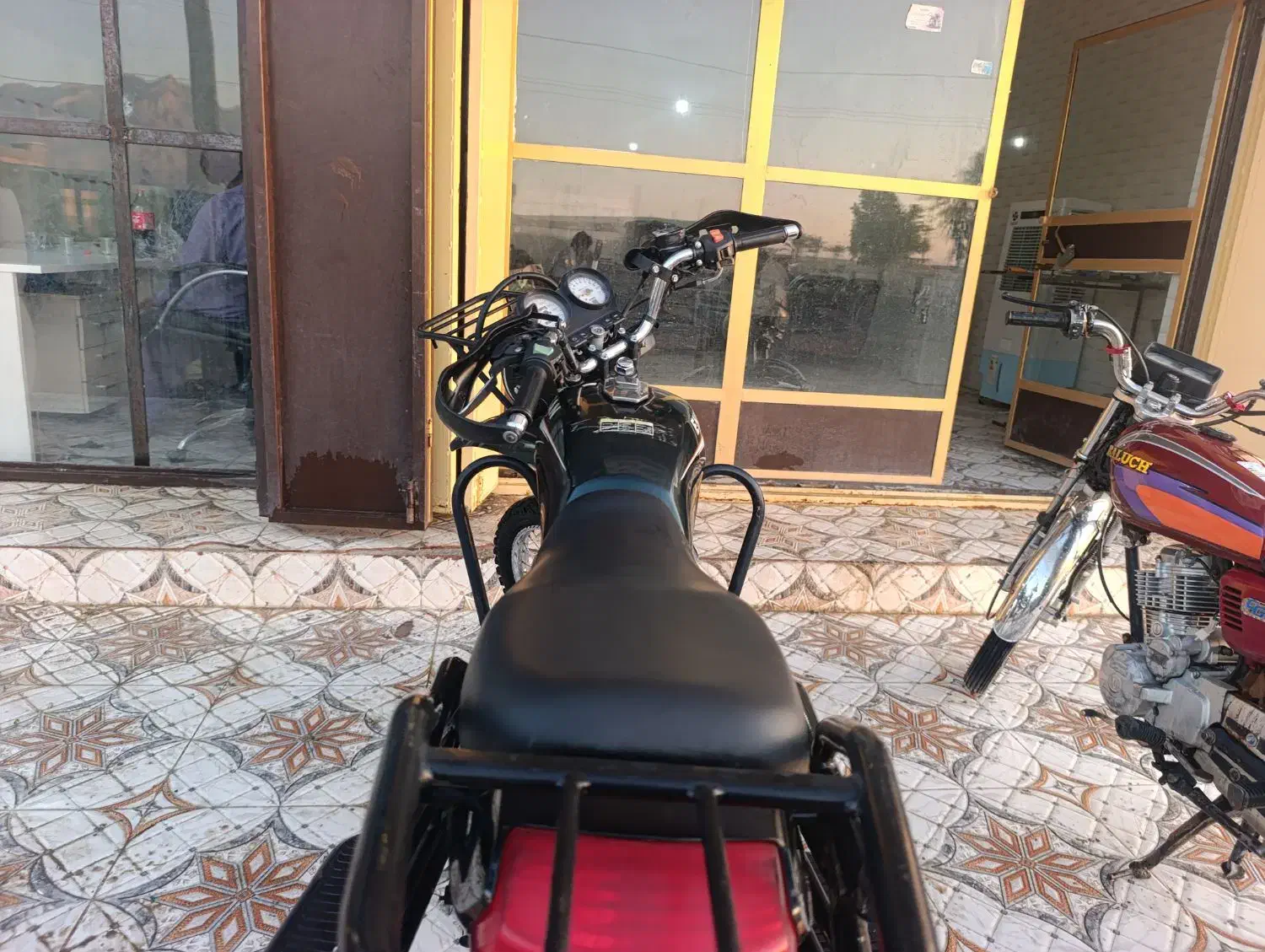 موتور سیکلت احسان شکاری(سوچک)|موتورسیکلت|مهرستان, |دیوار