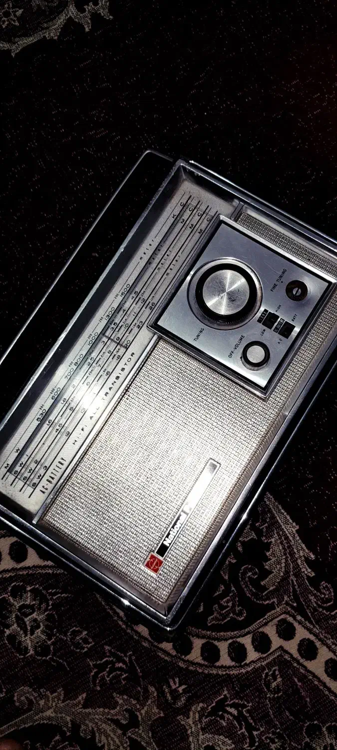 رادیو ژاپنی مدل National Panasonic|کلکسیون اشیاء عتیقه|کهنوج, |دیوار