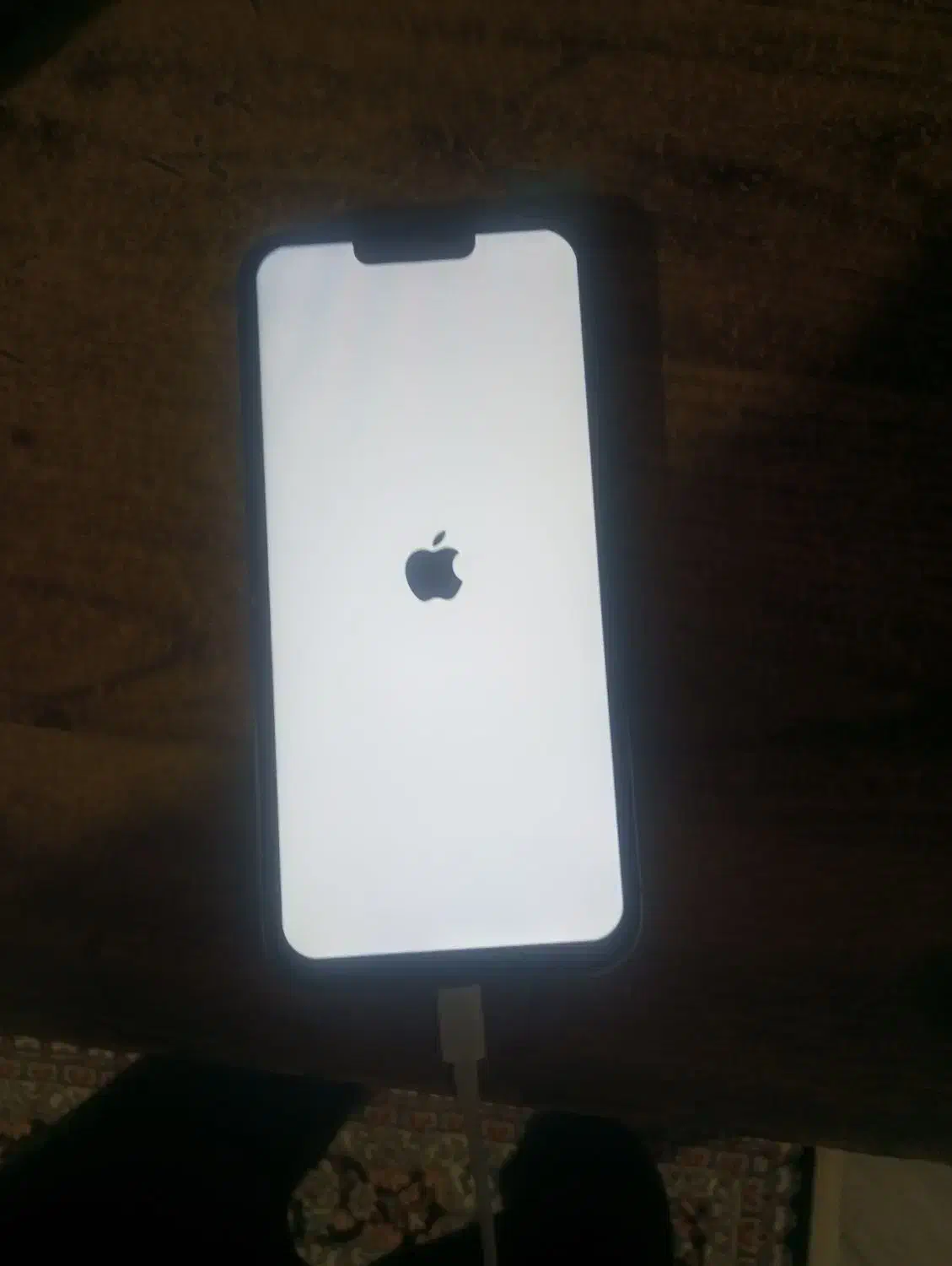 آیفون سالم در حد نوکارنکرده کابل شارژردارد|موبایل|انبارآلوم, |دیوار