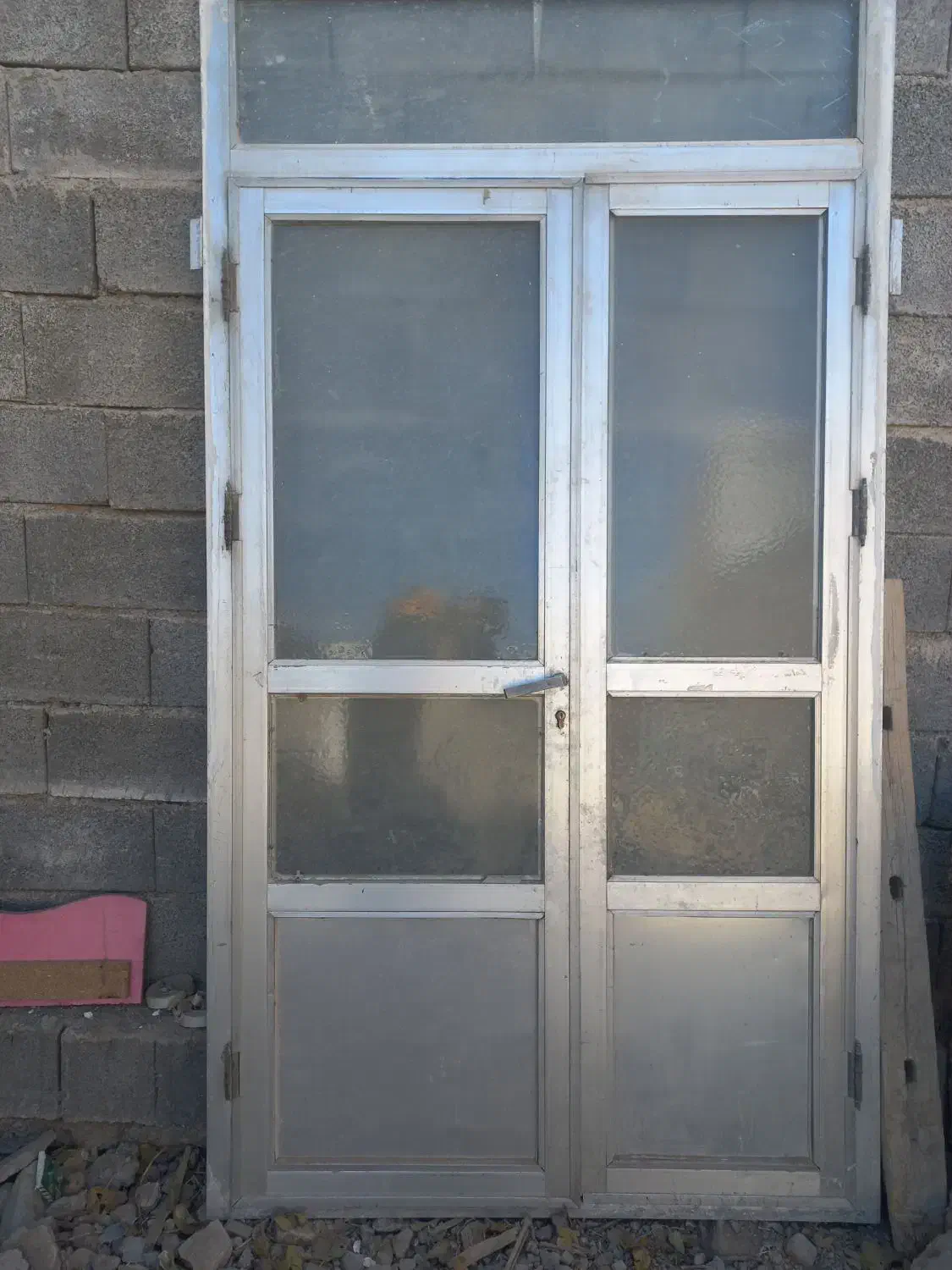 درب آلمینوم|مصالح و تجهیزات ساختمان|تربتحیدریه, طالقانی|دیوار