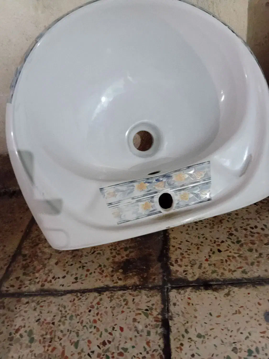 روشویی کارکردی|لوازم سرویس بهداشتی|اندیمشک, |دیوار