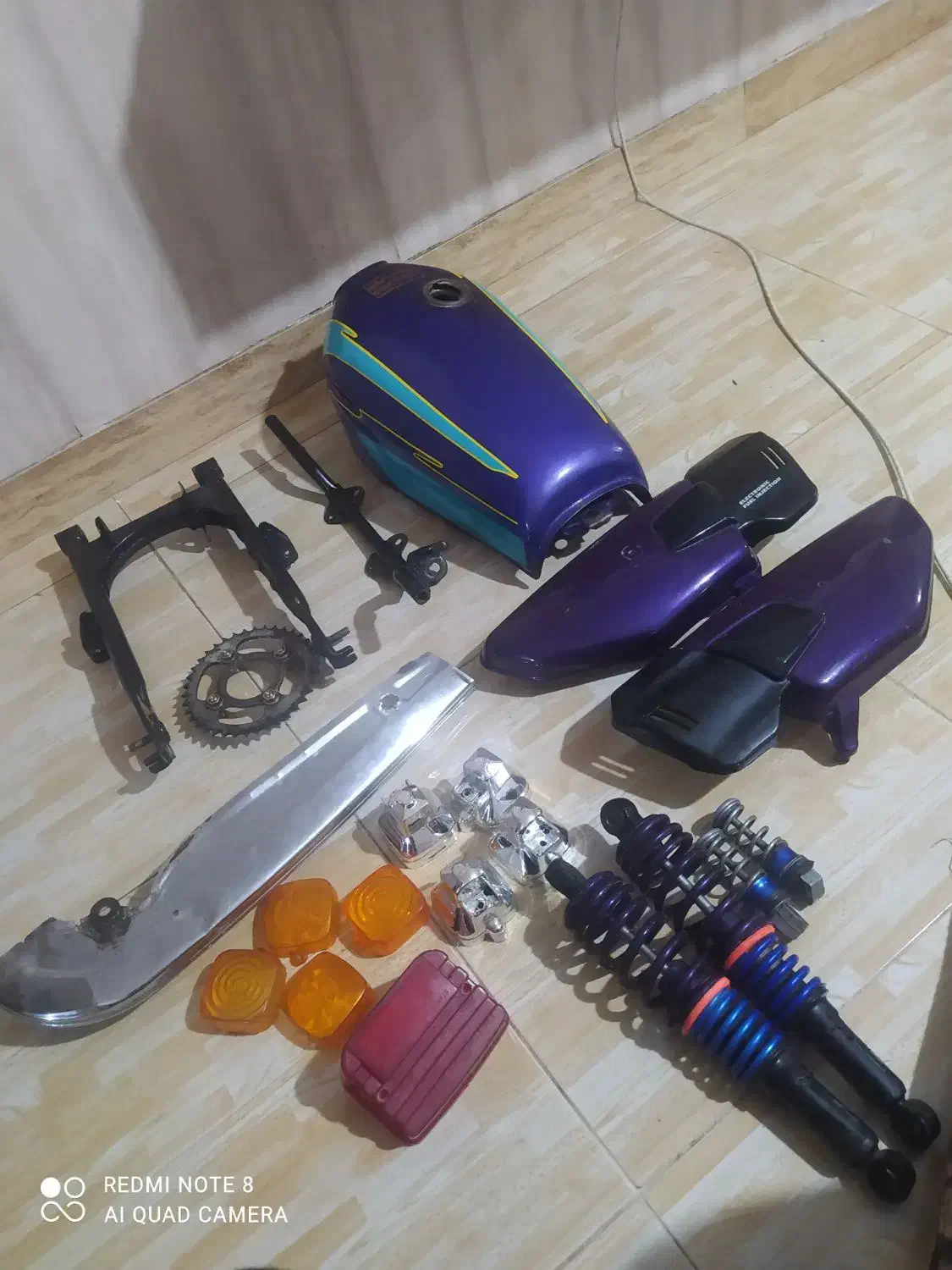 وسیله موتور۱۲۵|موتورسیکلت|رشت, آب و برق|دیوار